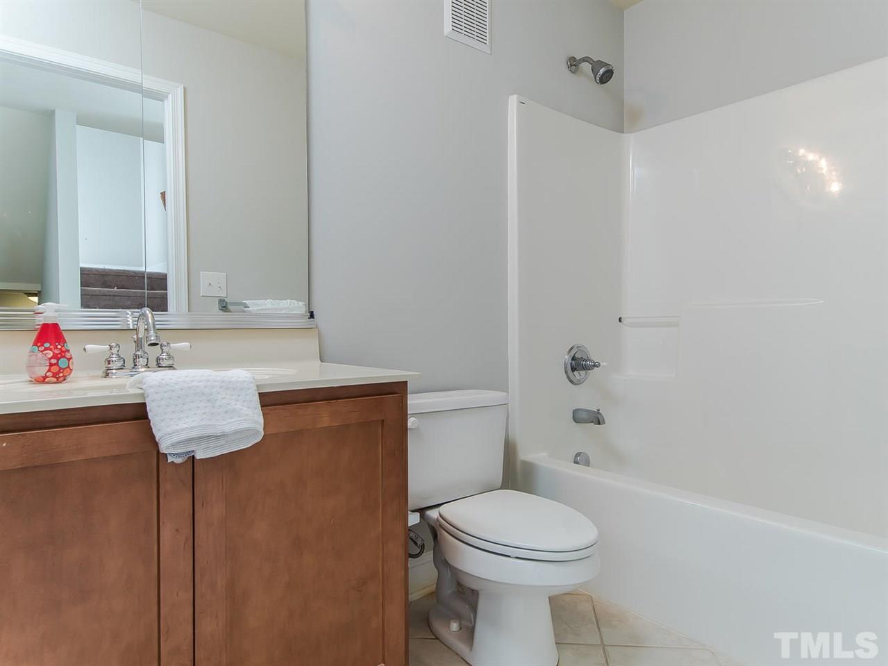 9517 Dellbrook Court Raleigh, NC 27617 - Photo 21 of 24 Gallery Image 21