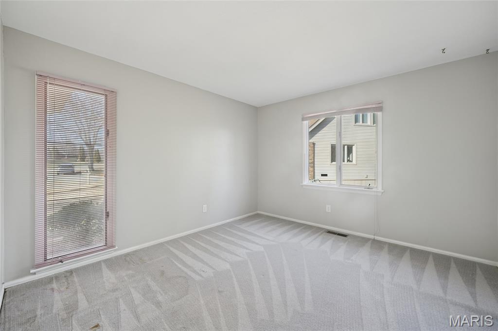 2184 Courtleigh Lane Chesterfield, MO 63017 - Photo 17 of 35