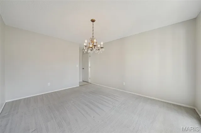 $425,000 | 2184 Courtleigh Lane, Chesterfield, MO 63017