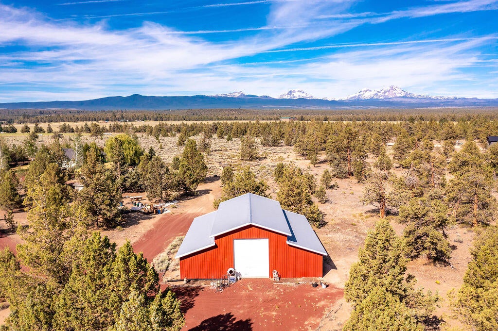 18655 Innes Market Road Bend, OR 97703 - Photo 6 of 28 DJI_0064