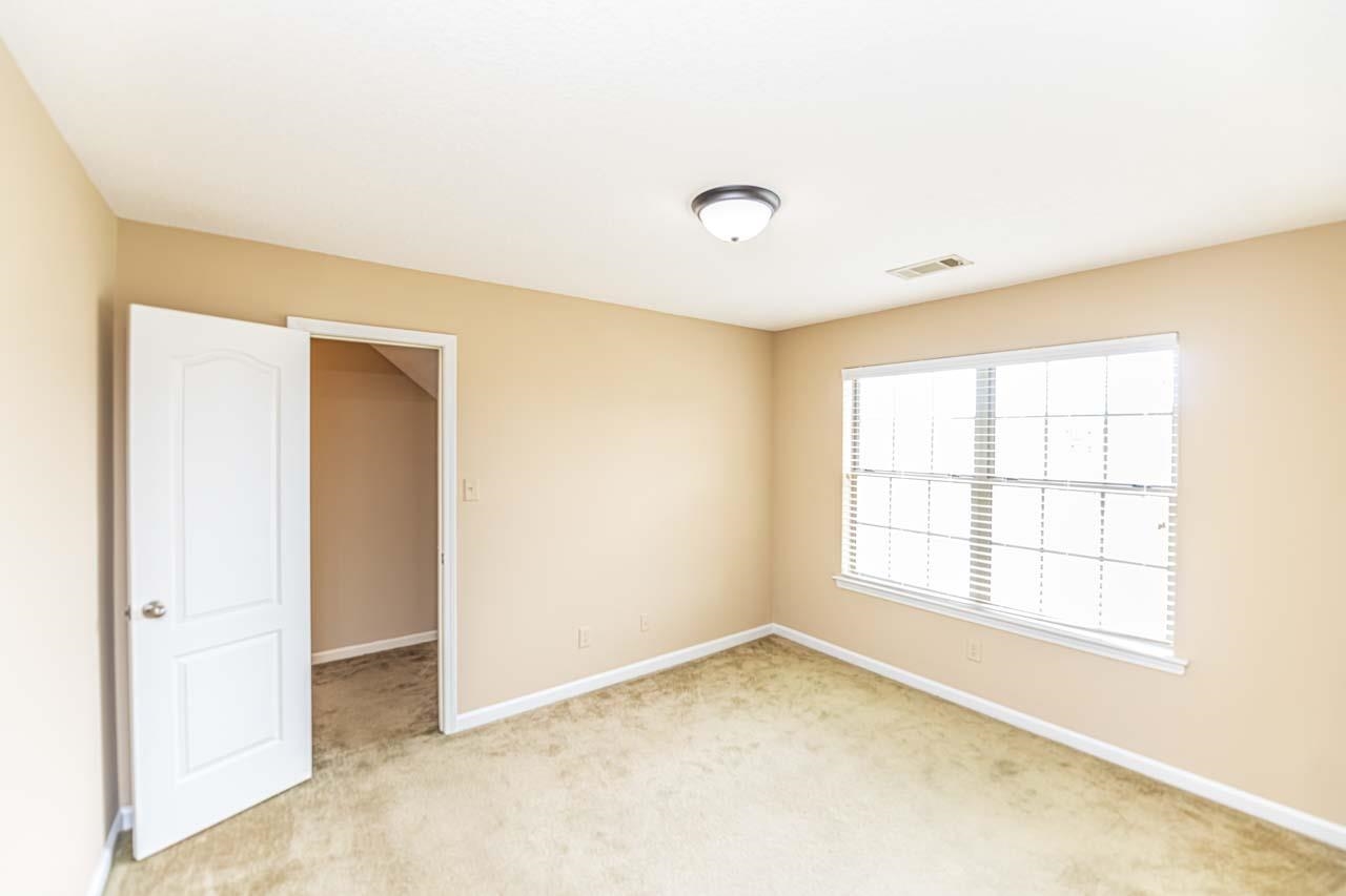 260 Terry Road Oakland, TN 38068 - Photo 23 of 33 bedroom featuring carpet and a spacious closet
