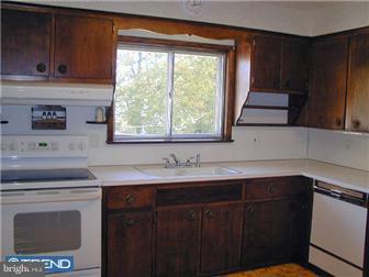 2240 Pennington Road Ewing, NJ 08638 - Photo 7 of 12 Kitchen