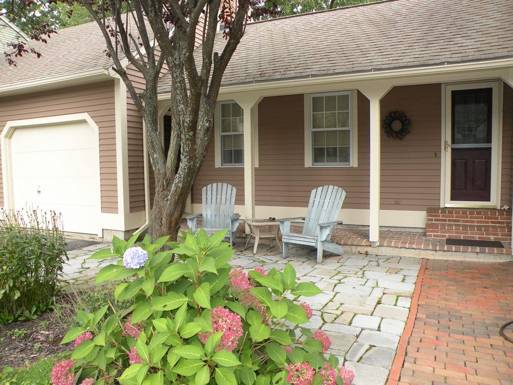 65 Roaring Brook Road Portland, ME 04103 - Photo 4 of 41 Patio