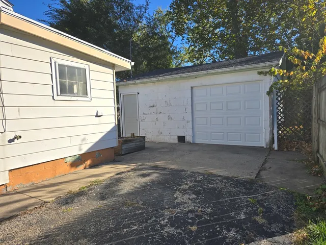 $125,000 | 404 South Poplar Street, Urbana, IL 61802