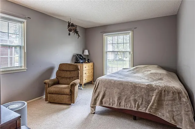 $384,900 | 1804 South Nicklaus Drive, Clinton, MO 64735