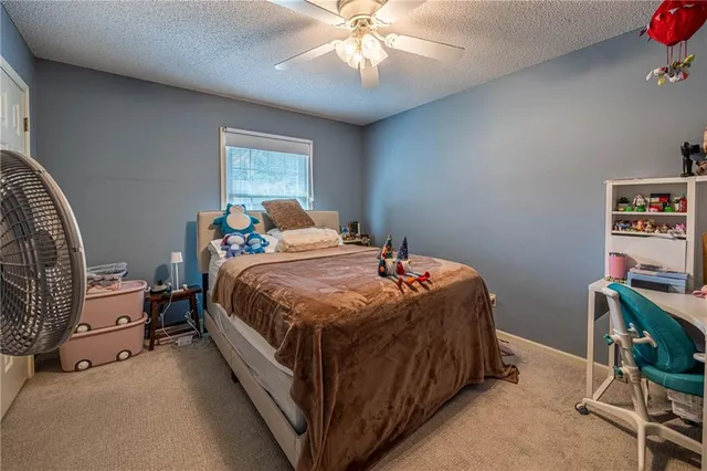 $384,900 | 1804 South Nicklaus Drive, Clinton, MO 64735