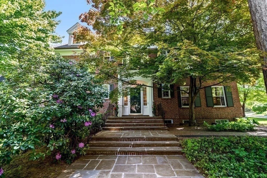 36 Hillcrest Road Belmont, MA 02478 - Photo 24 of 26 Gallery Image 24