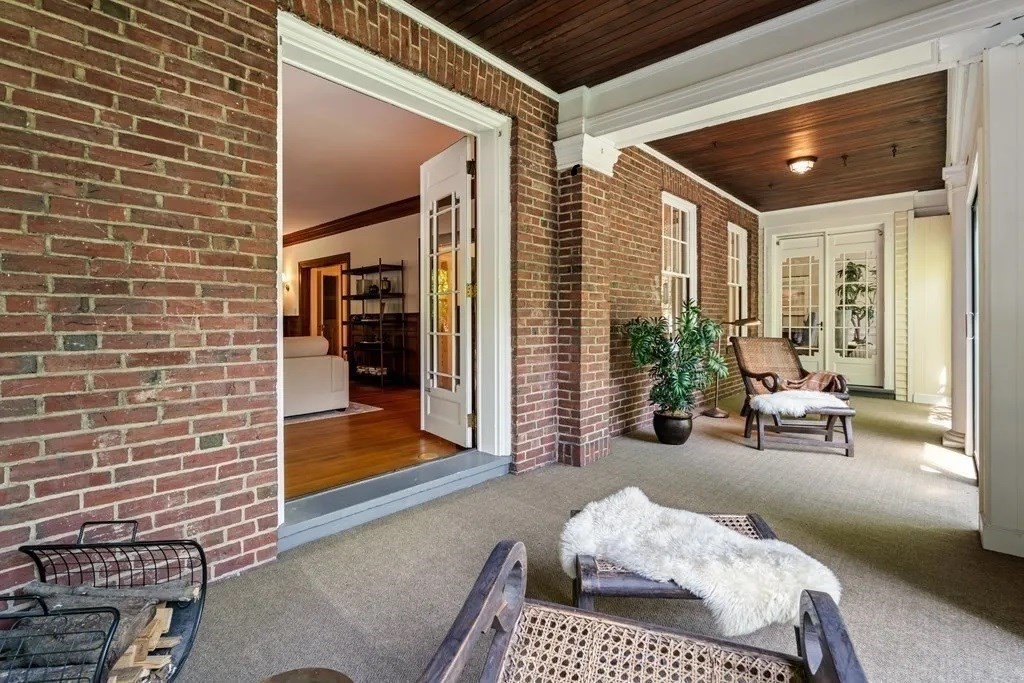 36 Hillcrest Road Belmont, MA 02478 - Photo 5 of 26 Gallery Image 5
