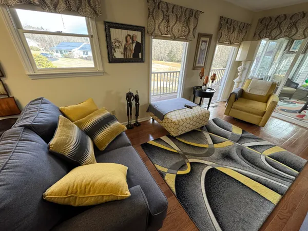 $479,900 | 107 Mountain View Drive, Fancy Gap, VA 24328