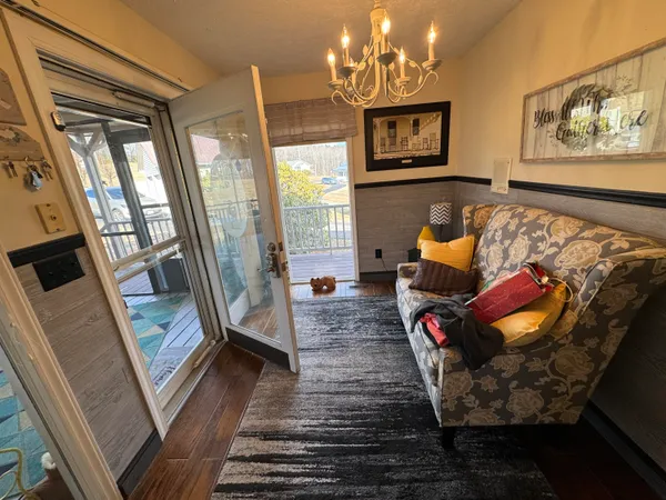 $479,900 | 107 Mountain View Drive, Fancy Gap, VA 24328