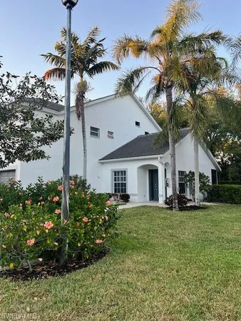 $3,800 | 1130 Partridge Circle, Unit 102, Naples, FL 34104