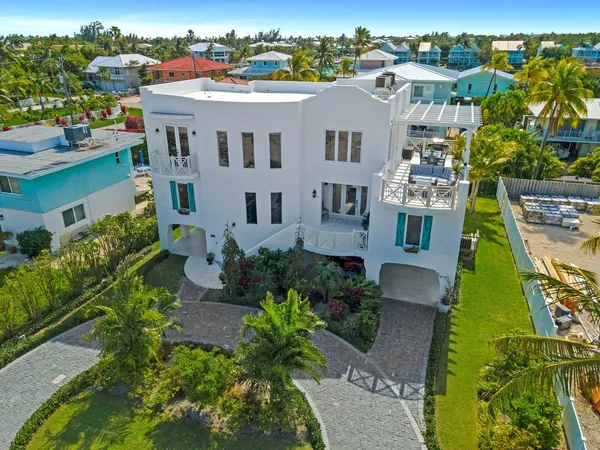 $7,200 | 317 East Seaview Circle, Marathon, FL 33050