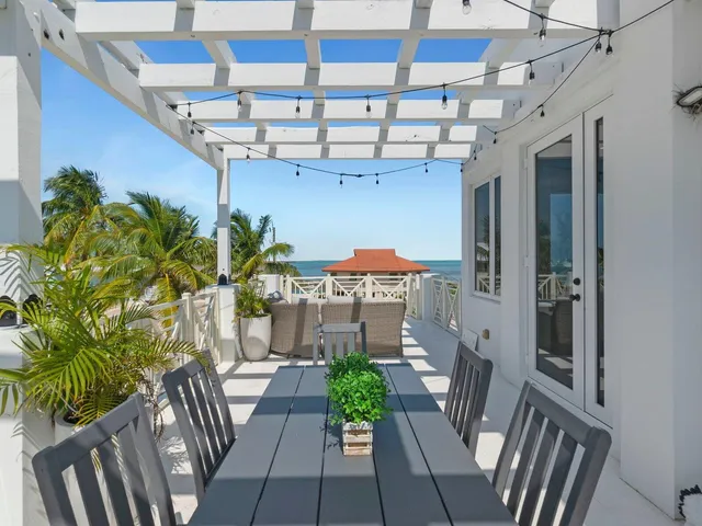 $7,500 | 317 East Seaview Circle, Marathon, FL 33050