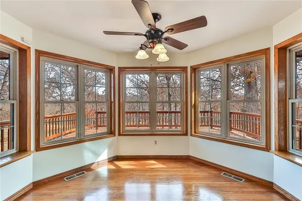 $670,000 | 406 21000 Road, Cherryvale, KS 67335