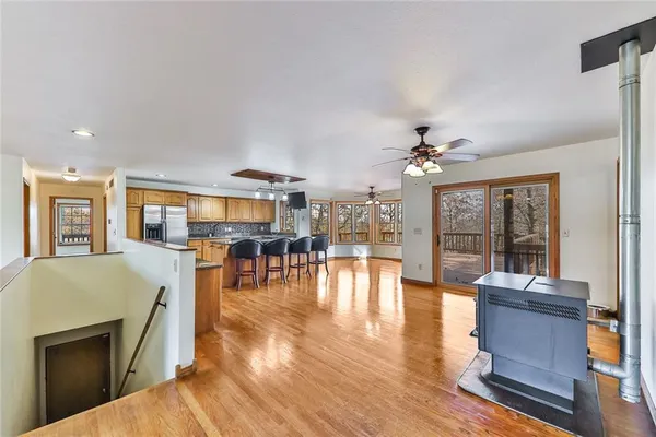 $670,000 | 406 21000 Road, Cherryvale, KS 67335