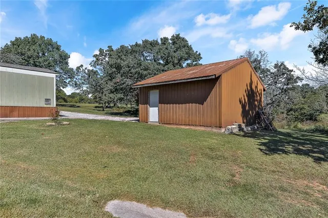 $885,000 | 406 21000 Road, Unit A, Cherryvale, KS 67335