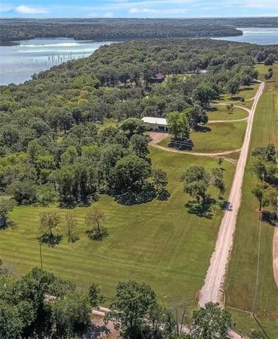 $885,000 | 406 21000 Road, Unit A, Cherryvale, KS 67335