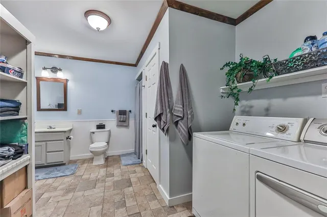 $885,000 | 406 21000 Road, Unit A, Cherryvale, KS 67335