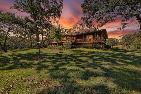 $670,000 | 406 21000 Road, Cherryvale, KS 67335