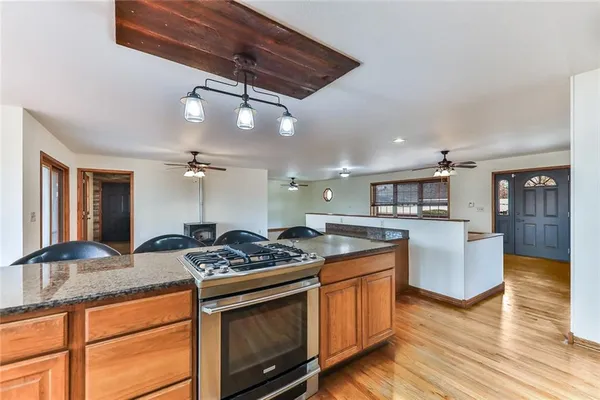$670,000 | 406 21000 Road, Cherryvale, KS 67335