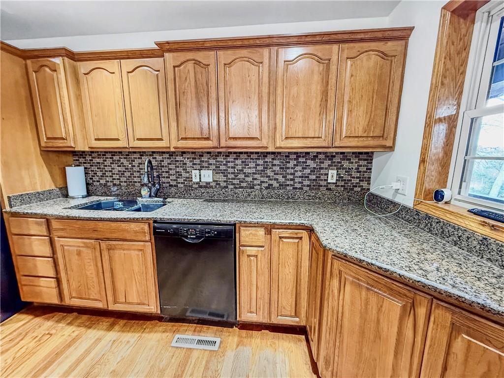 406 21000 Road, Unit A Cherryvale, KS 67335 - Photo 10 of 92