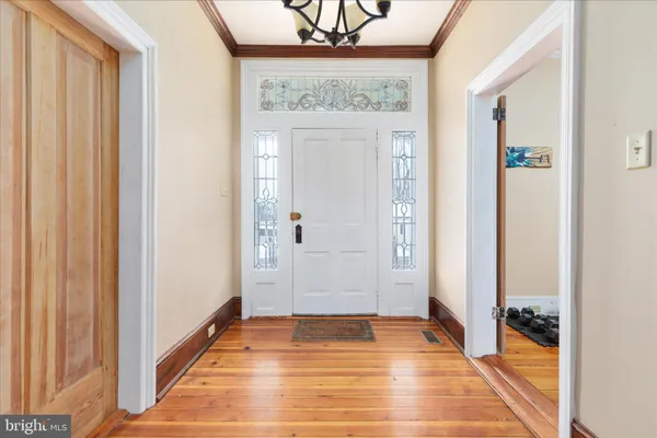 $550,000 | 316 South Muhlenberg Street, Woodstock, VA 22664