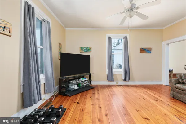 $550,000 | 316 South Muhlenberg Street, Woodstock, VA 22664