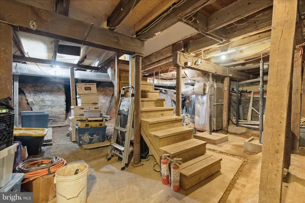 $550,000 | 316 South Muhlenberg Street, Woodstock, VA 22664