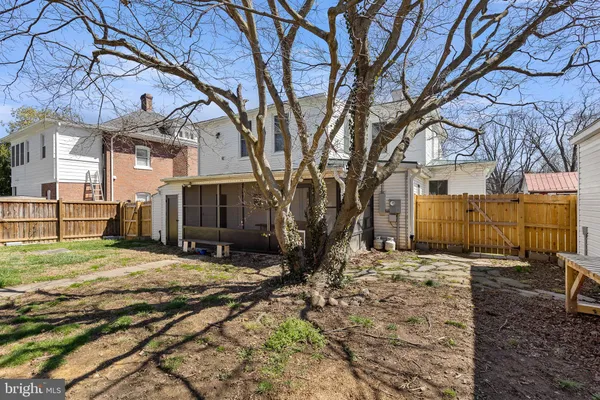 $550,000 | 316 South Muhlenberg Street, Woodstock, VA 22664