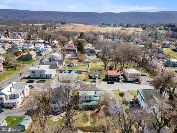 $550,000 | 316 South Muhlenberg Street, Woodstock, VA 22664