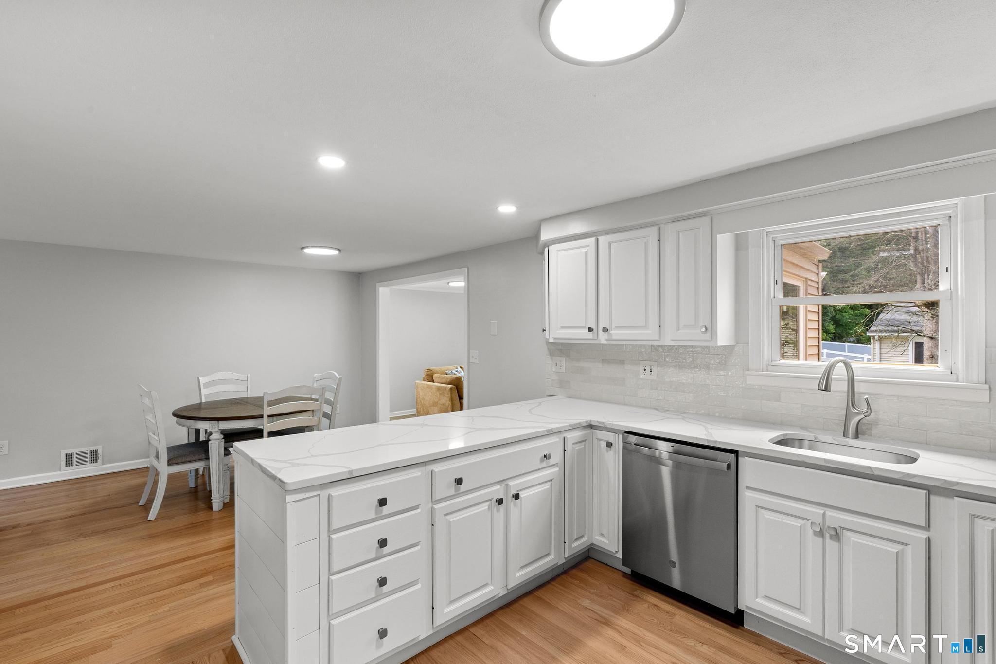 173 Timber Trail Wethersfield, CT 06109 - Photo 19 of 39 Gallery Image 19
