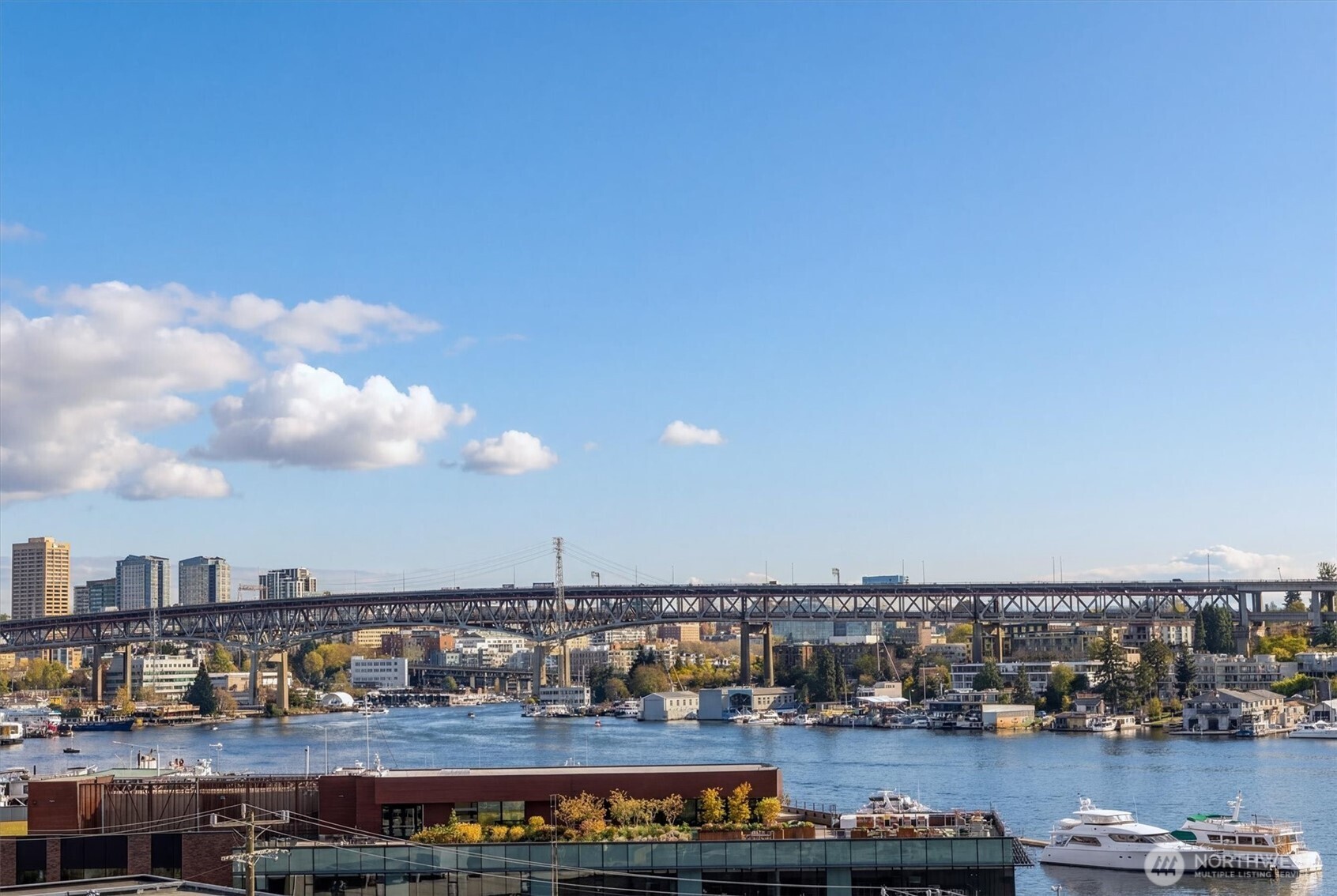 3300 Meridian Avenue North, Unit 409 Seattle, WA 98103 - Photo 12 of 38