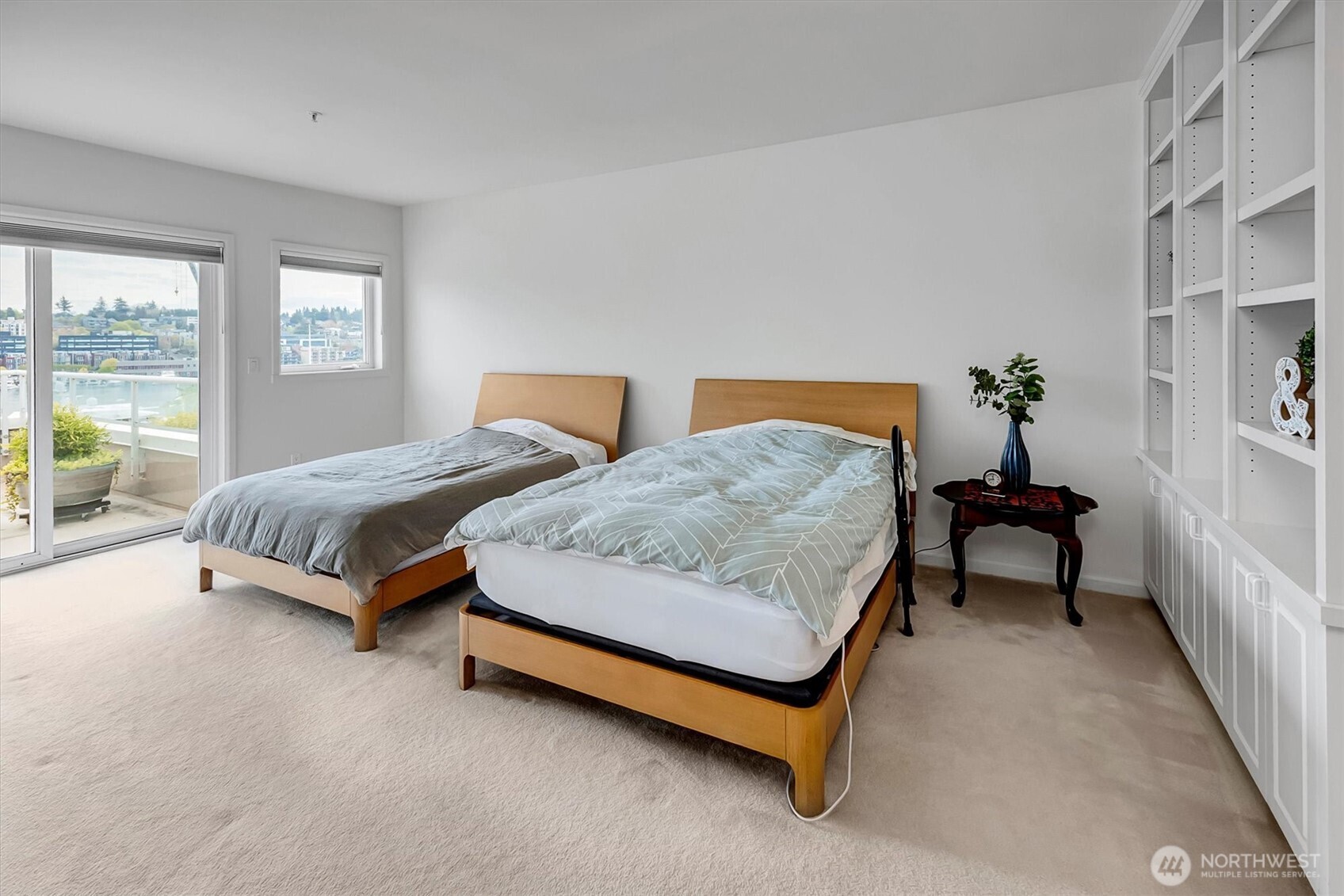 3300 Meridian Avenue North, Unit 409 Seattle, WA 98103 - Photo 16 of 38