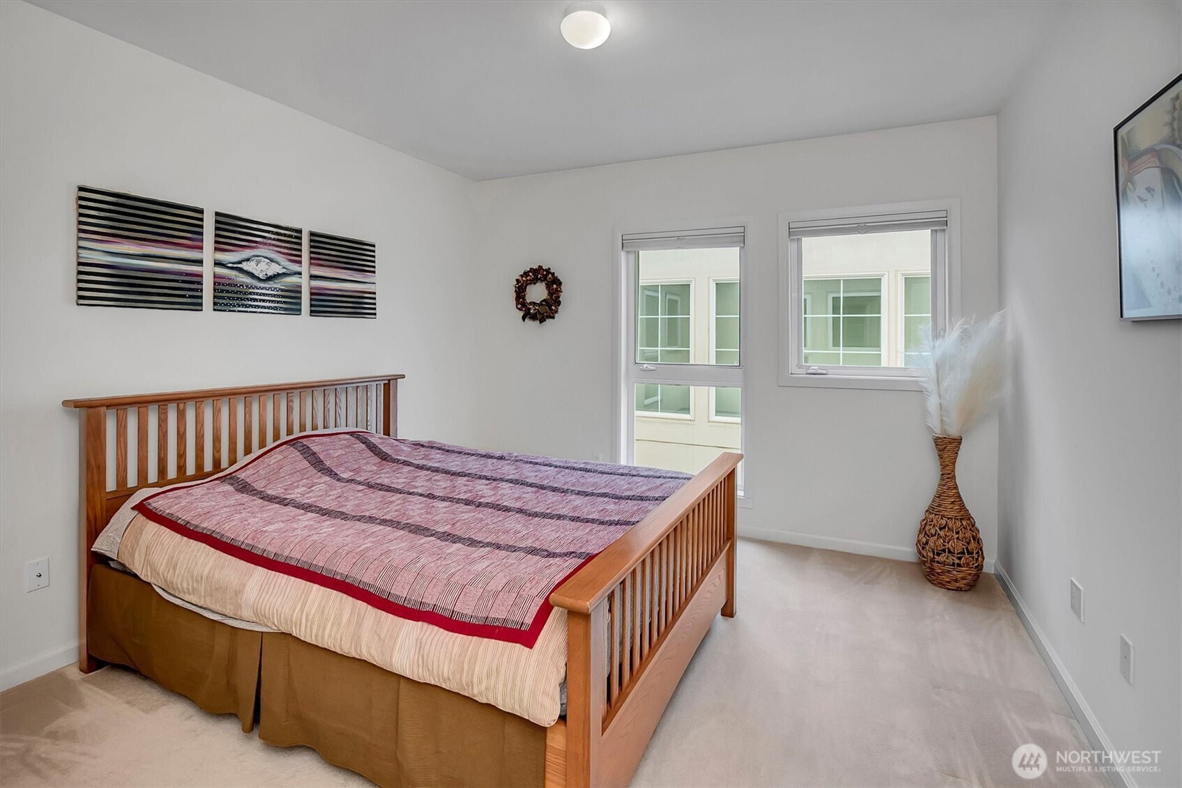 3300 Meridian Avenue North, Unit 409 Seattle, WA 98103 - Photo 21 of 38