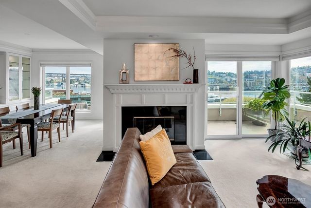 $950,000 | 3300 Meridian Avenue North, Unit 409, Seattle, WA 98103