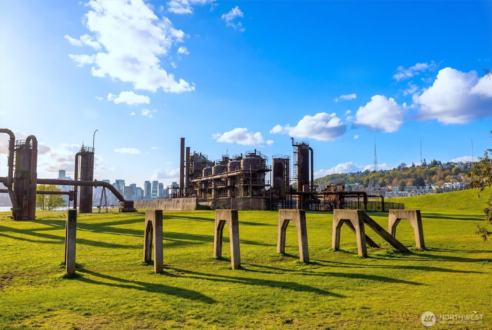 3300 Meridian Avenue North, Unit 409 Seattle, WA 98103 - Photo 33 of 38