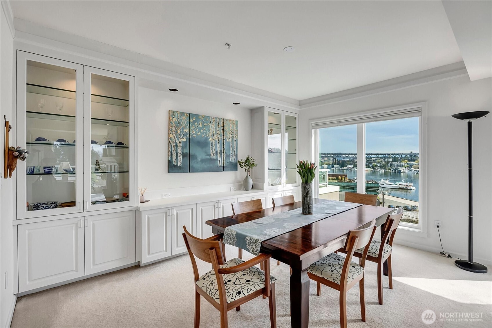 3300 Meridian Avenue North, Unit 409 Seattle, WA 98103 - Photo 4 of 38