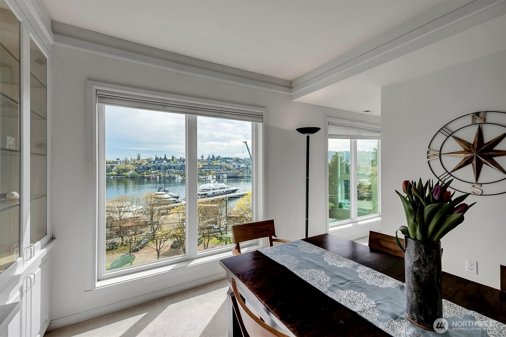 3300 Meridian Avenue North, Unit 409 Seattle, WA 98103 - Photo 5 of 38