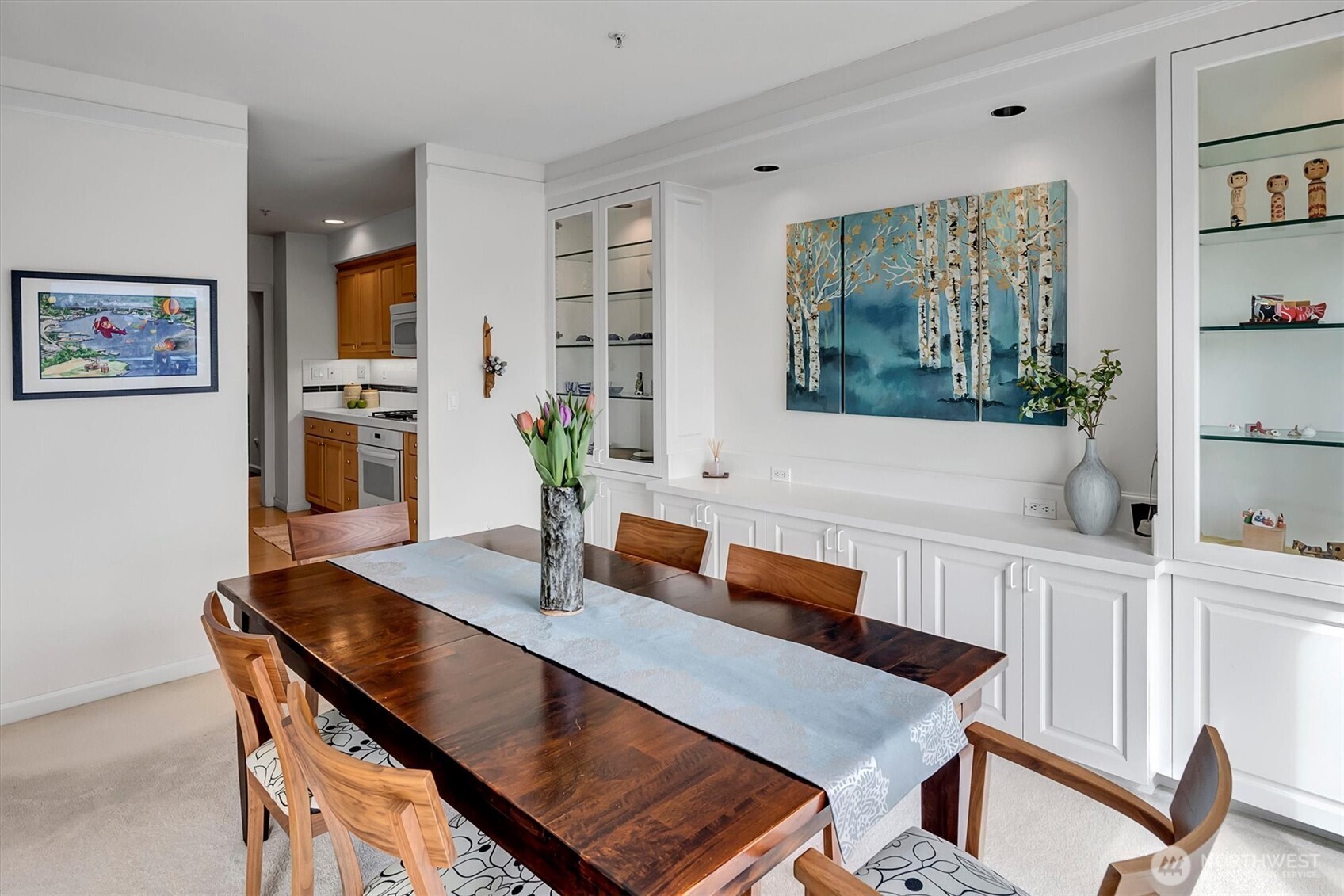 3300 Meridian Avenue North, Unit 409 Seattle, WA 98103 - Photo 7 of 38