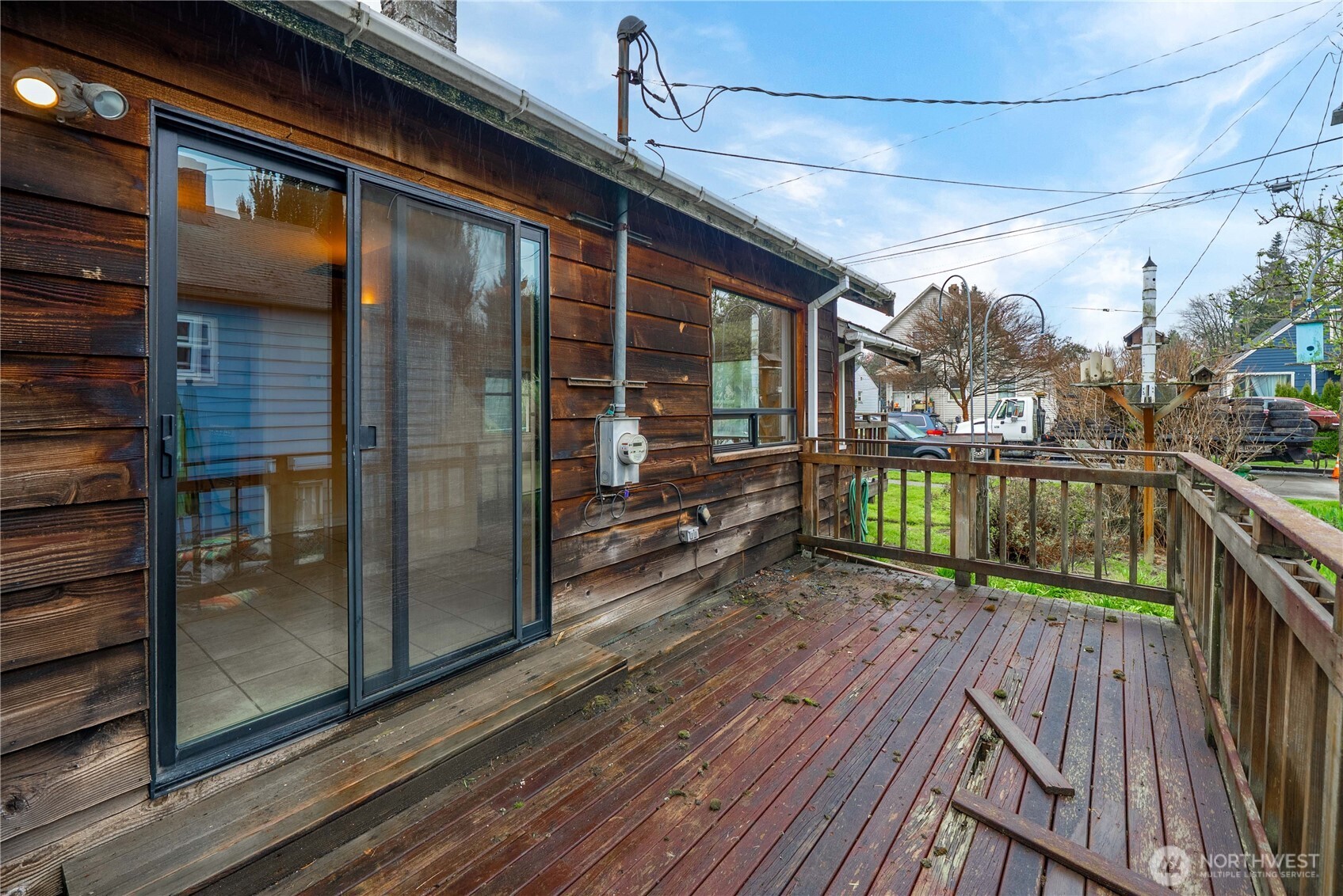 1230 South Donovan Street Seattle, WA 98108 - Photo 32 of 34 a view of a balcony with wooden floor
