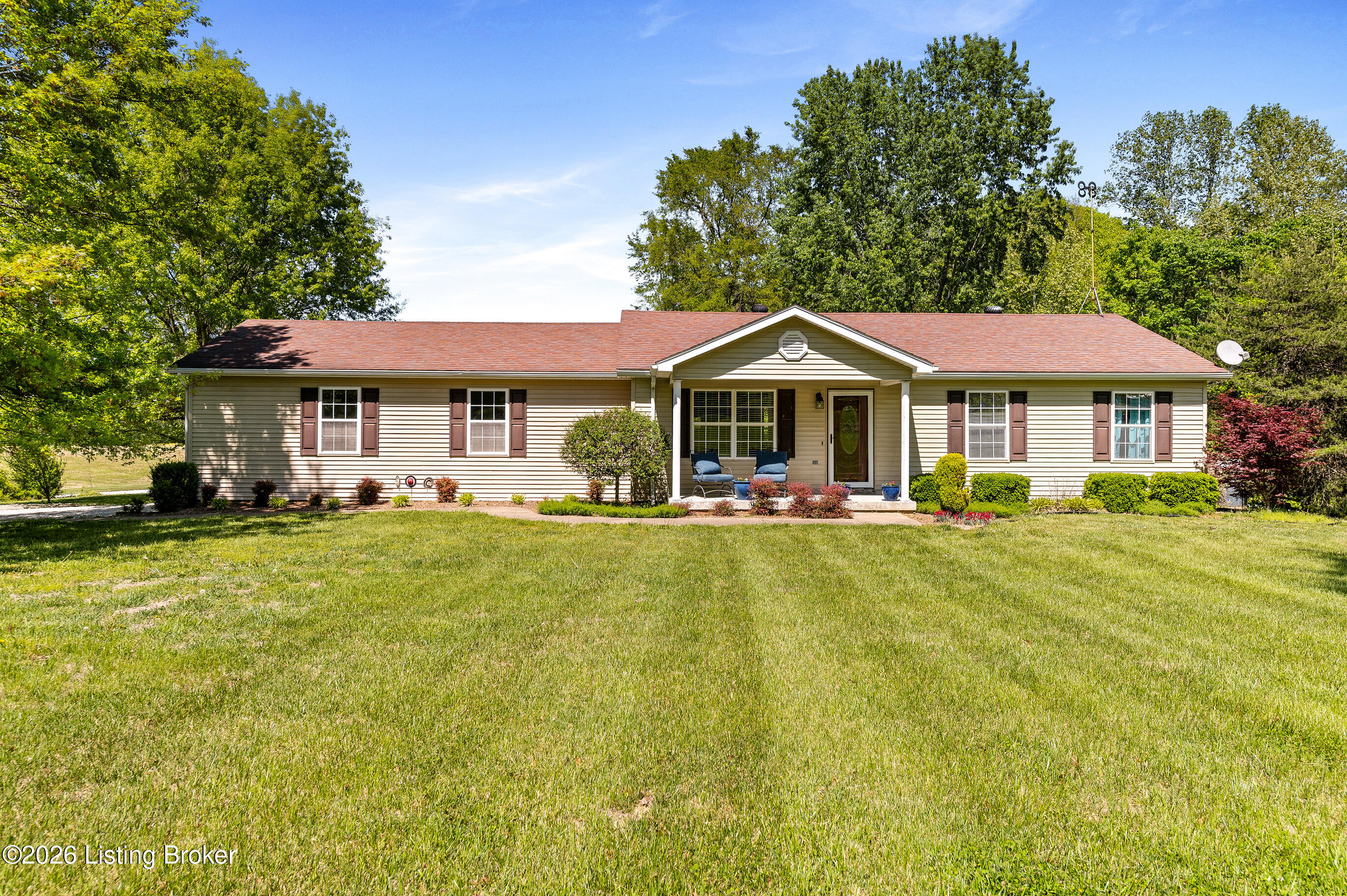 4114NatRogersRd-5