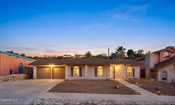 $435,000 | 670 Bluff Canyon Circle, El Paso, TX 79912