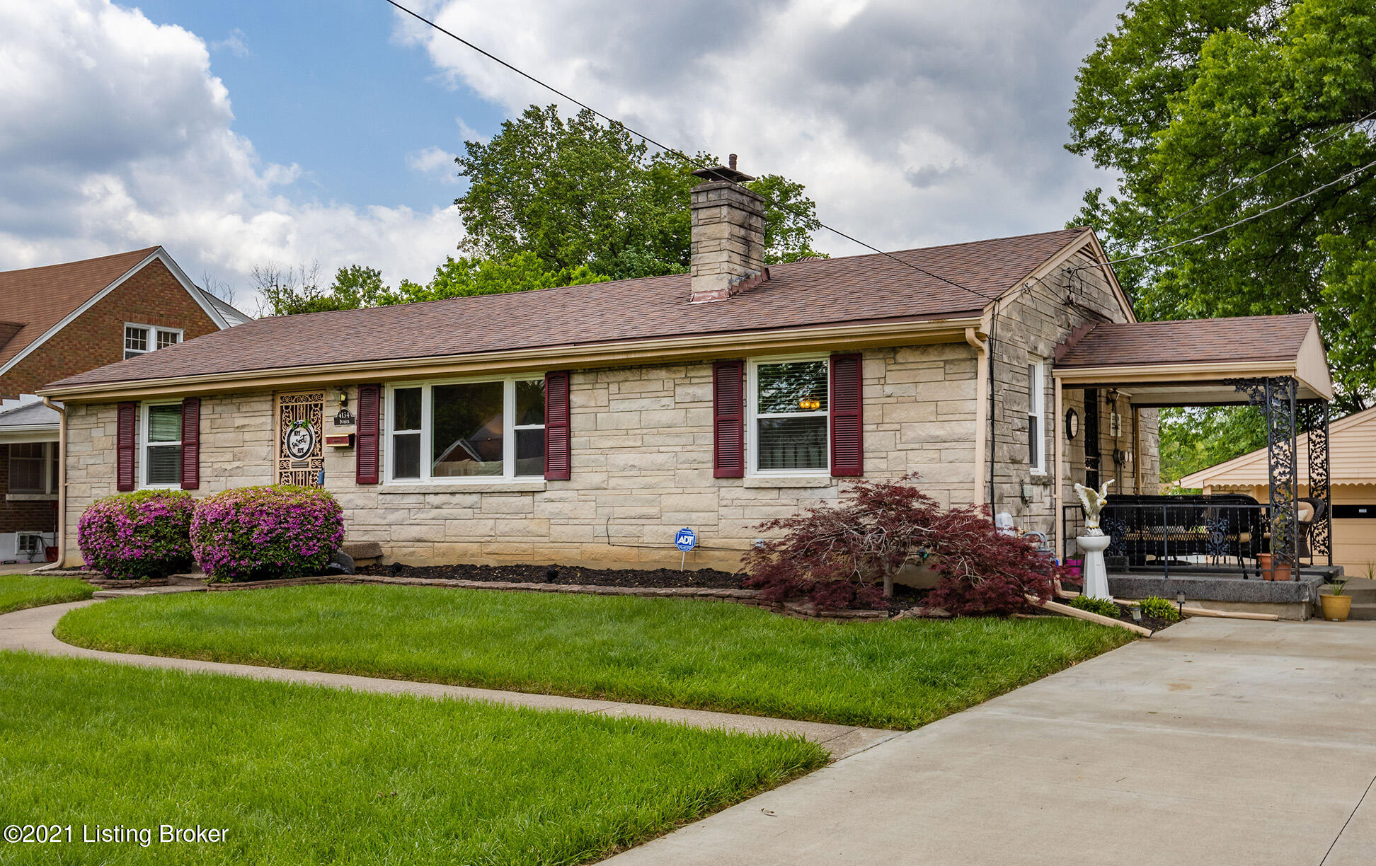 4134 Dover Road Louisville, KY 40216 - Photo 3 of 98 4134-Dover-Rd-05132021-003