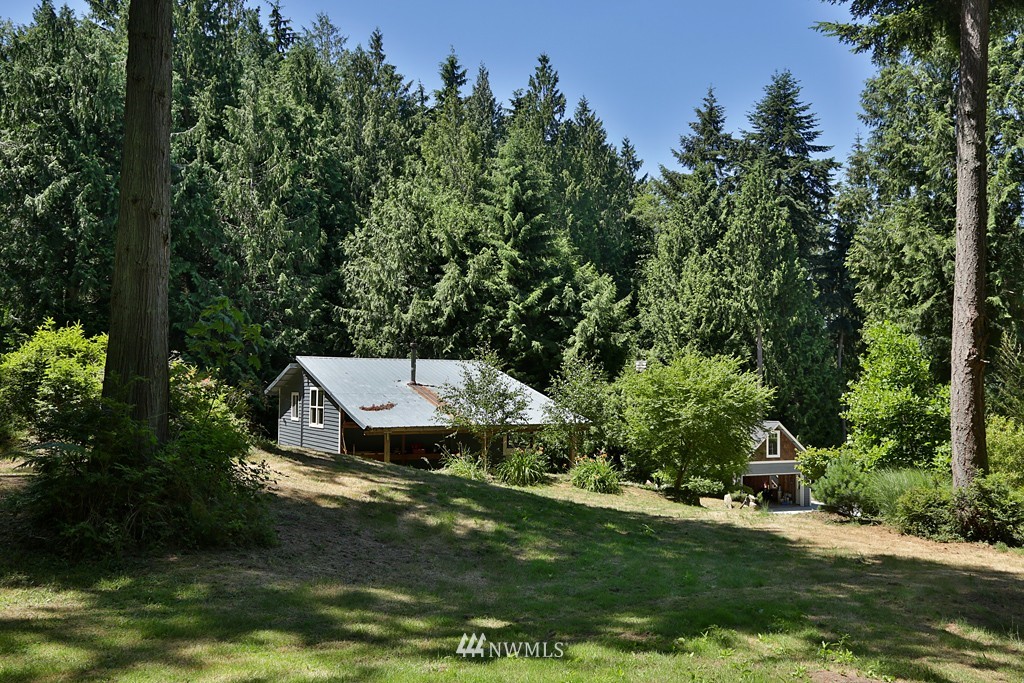 6210 Windfall Road Clinton, WA 98236 - Photo 20 of 25 Gallery Image 20