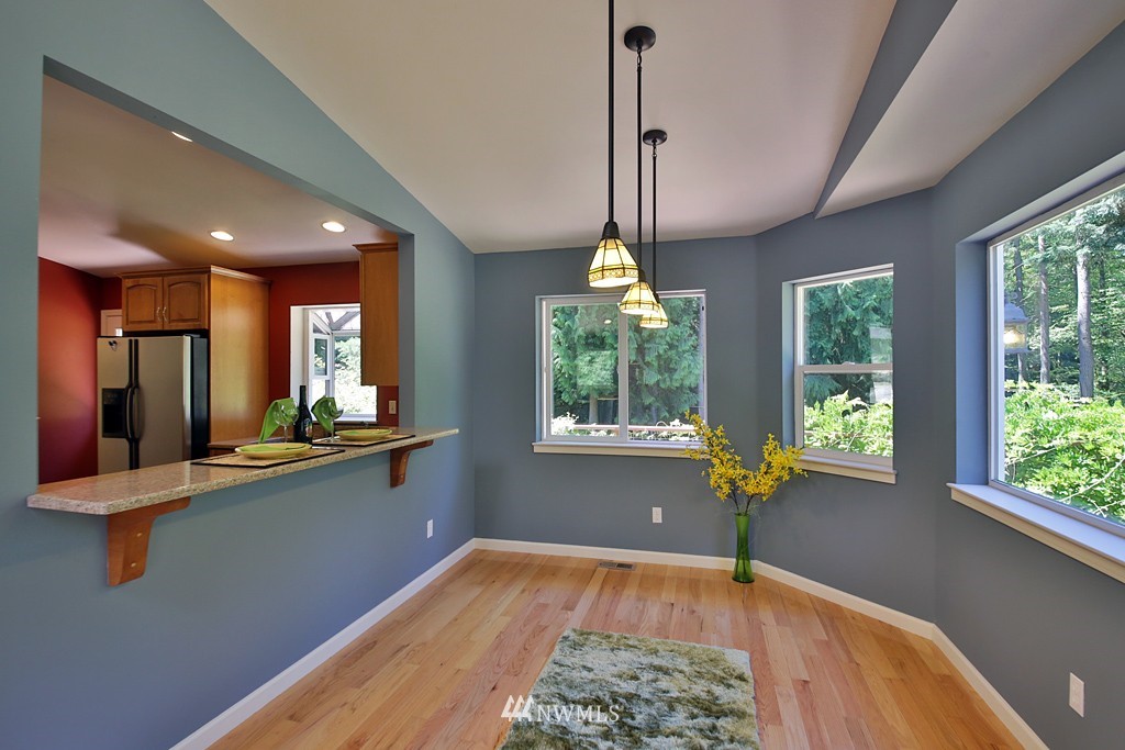 6210 Windfall Road Clinton, WA 98236 - Photo 6 of 25 Gallery Image 6