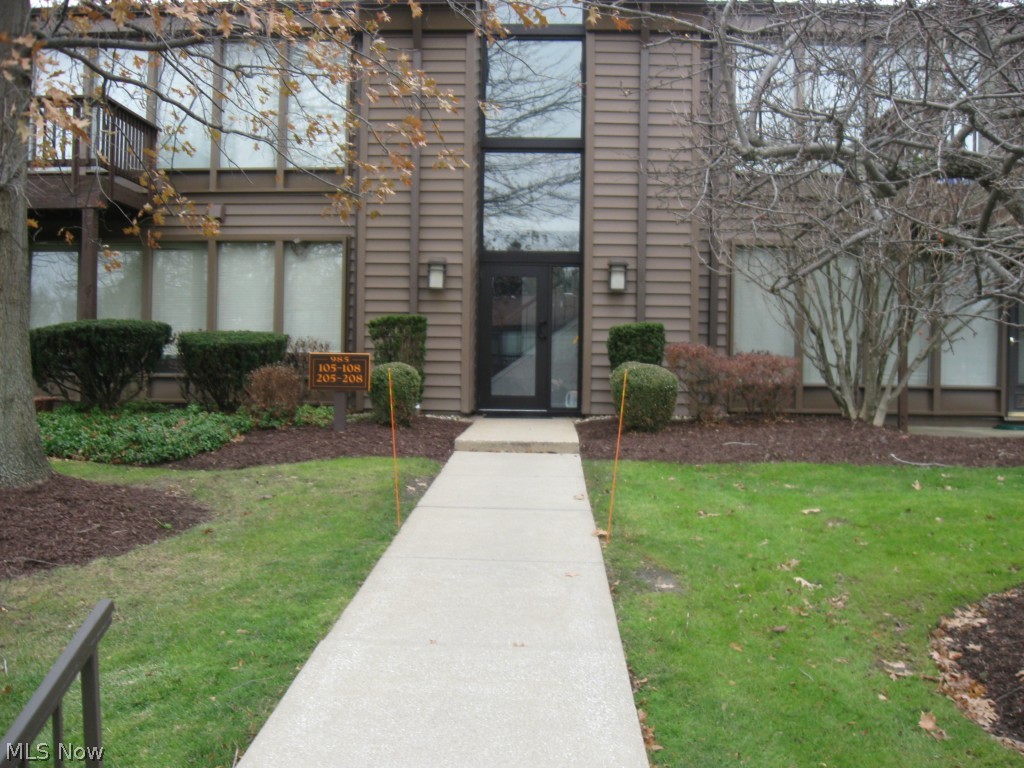 985 Canyon View Road, Unit 107 Northfield, OH 44067 - Photo 1 of 12 Gallery Image 1