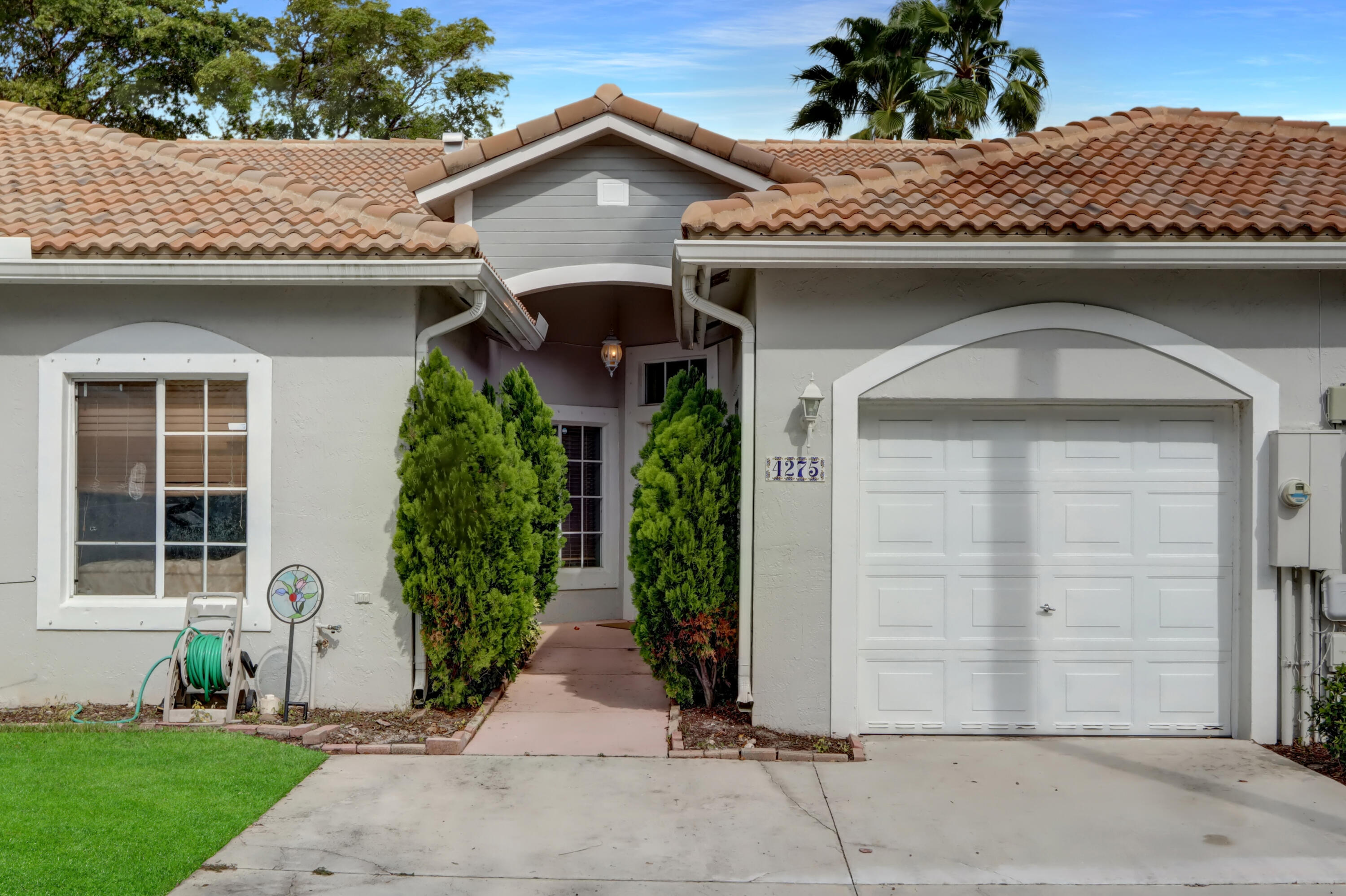 4275 Southwest 10th Ct  