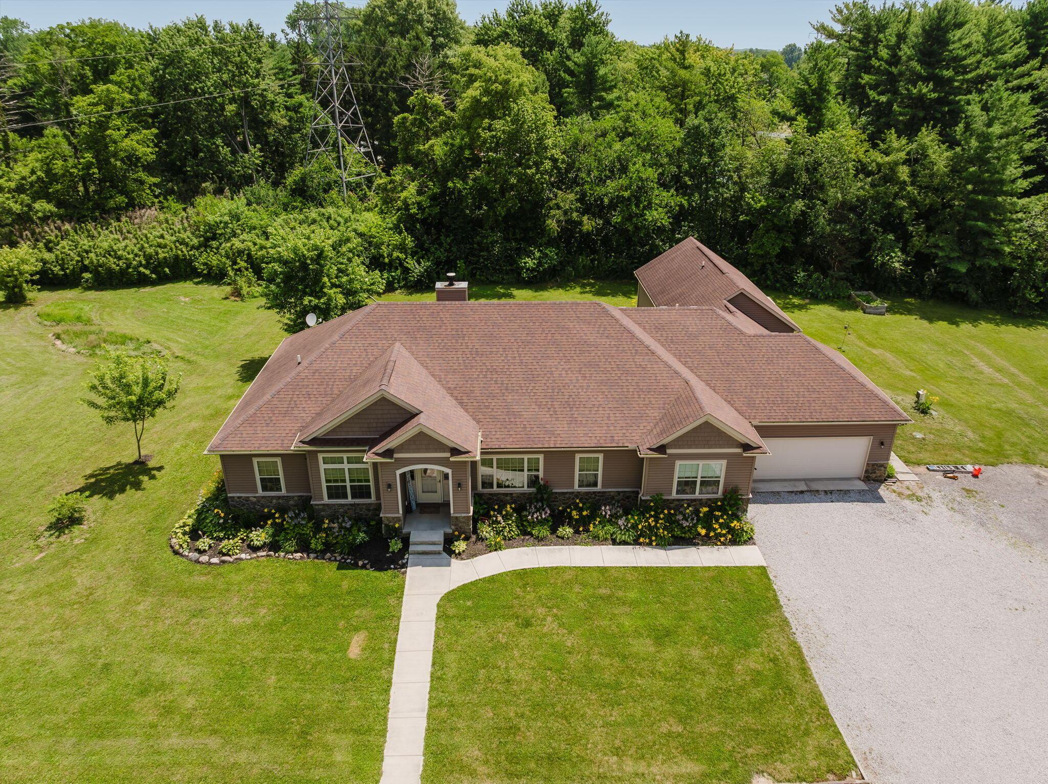 6684 Borror Road Grove City, OH 43123 - Photo 5 of 118 View