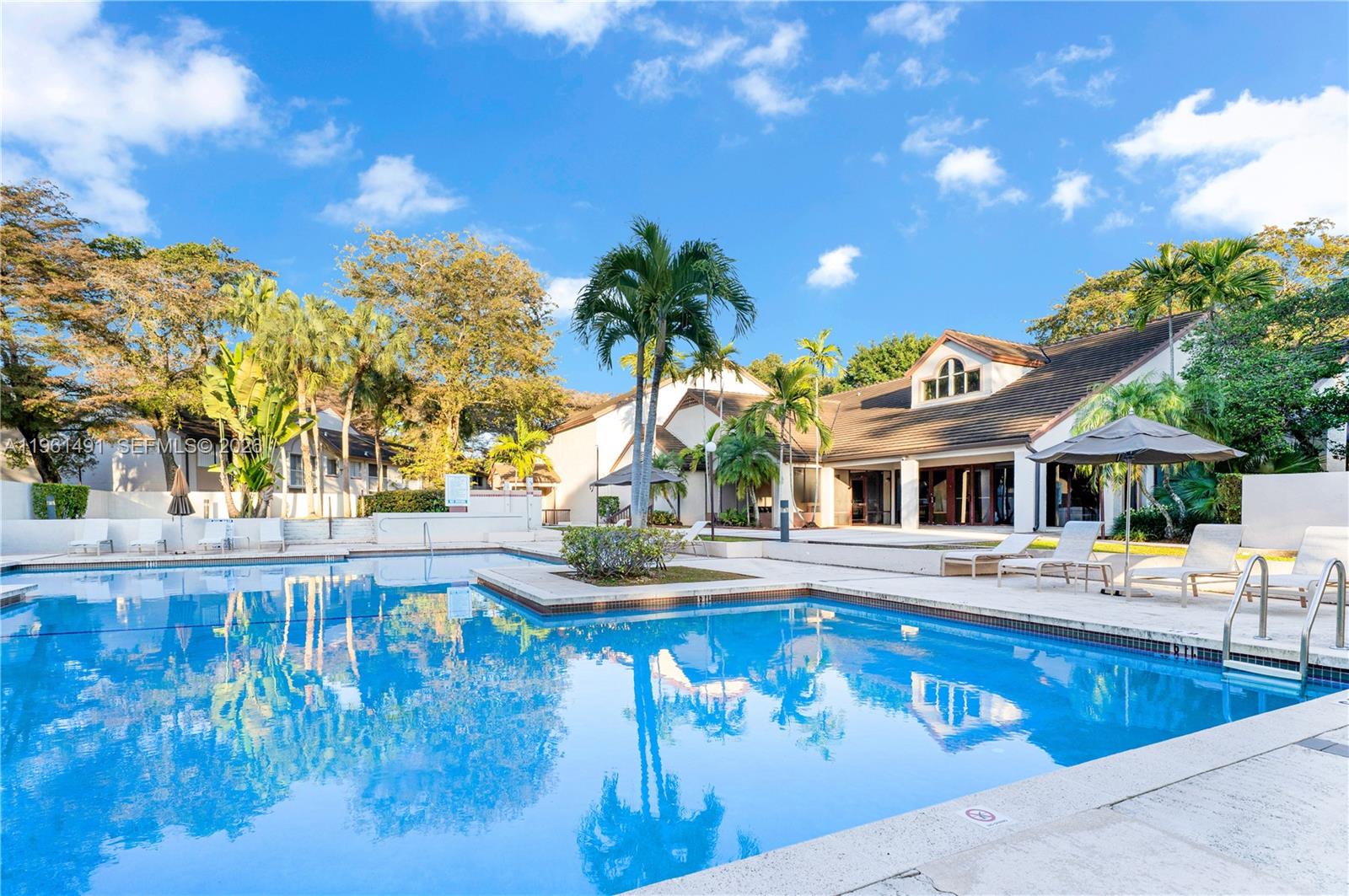 13864 Southwest 93rd Lane, Unit 13864 Miami, FL 33186 - Photo 34 of 37