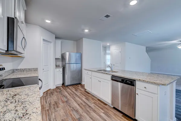 $2,550 | 640 Poppleton Drive, Hampstead, NC 28443